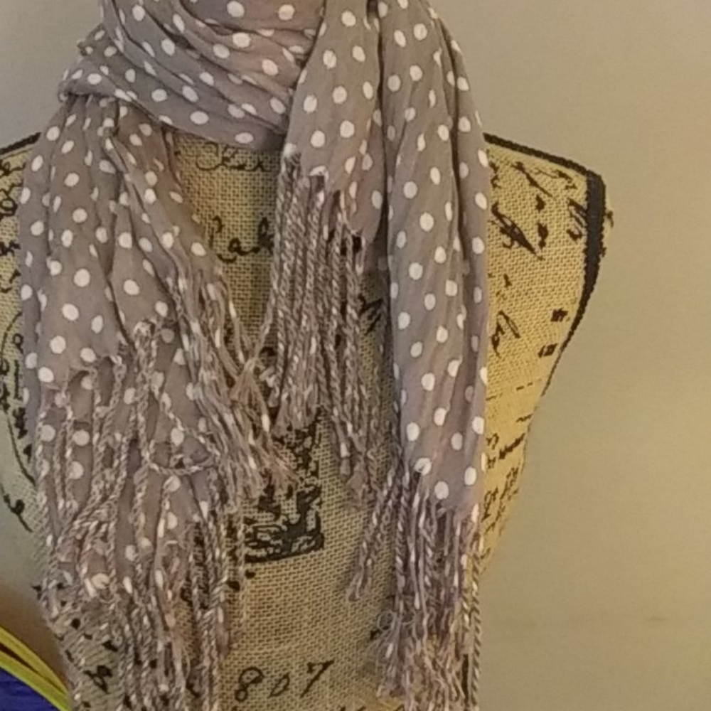 Polkadot scarf